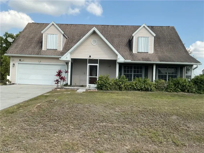 Picture of 804 Yvonne Ave N, Lehigh Acres FL 33971