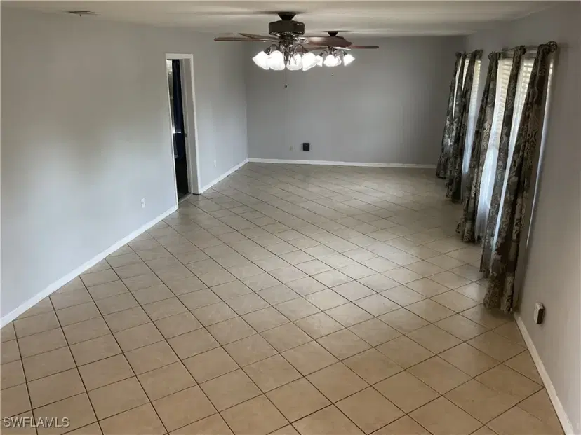 Picture of 804 Yvonne Ave N, Lehigh Acres FL 33971