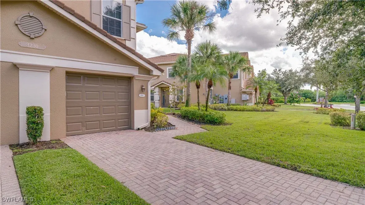 Picture of 3230 Cottonwood Bend 406, Fort Myers, FL 33905