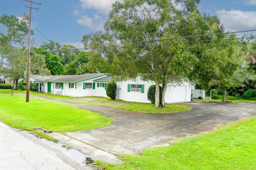 Picture of 4050 Greenwood Drive, Fort Pierce FL 34982