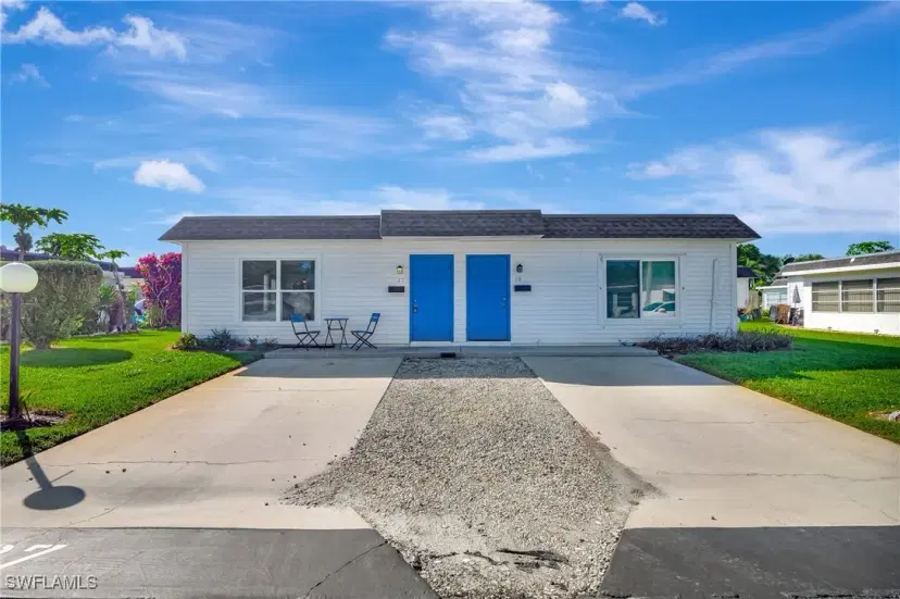 Picture of 37 Hamlin Ct, Lehigh Acres FL 33936