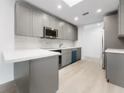 Picture of 13505 Whispering Lakes Ln, Palm Beach Gardens, FL 33418
