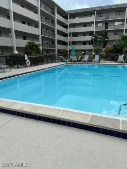 Picture of 2121 Collier Ave 312, Fort Myers, FL 33901