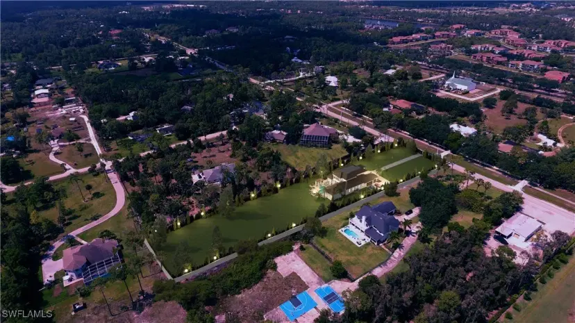 Picture of 2272 Oakes Blvd, Naples FL 34119