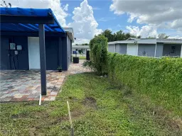 Picture of 2421 South St, Fort Myers, FL 33901