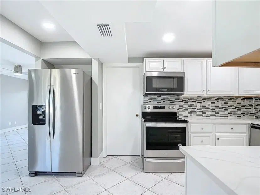 Picture of 4802 Albacore Ln, Fort Myers FL 33919