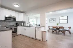 Picture of 507 14Th St N, Naples, FL 34102