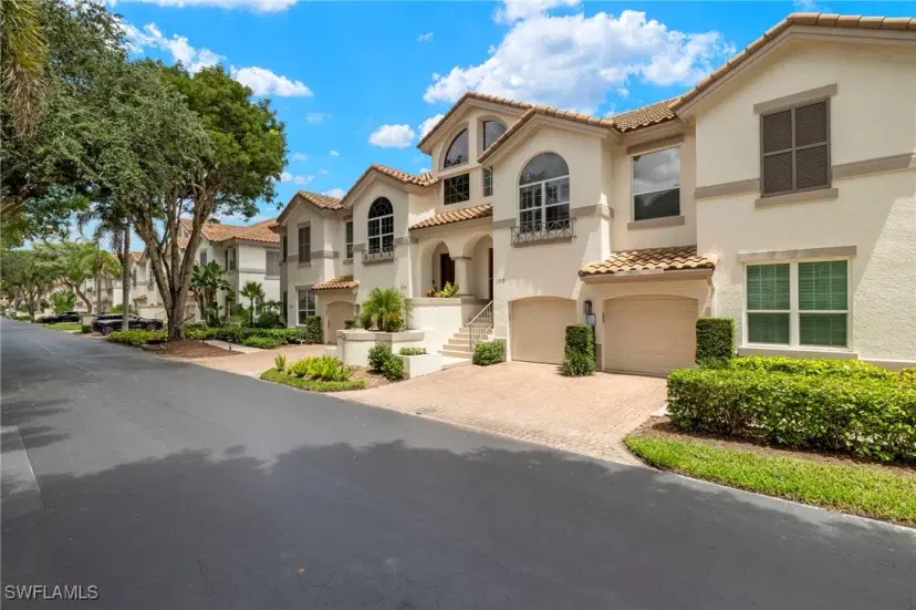 Picture of 164 Colonade Cir 1307, Naples FL 34103
