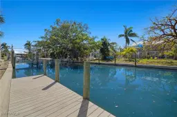 Picture of 270 Dundee Rd, Fort Myers Beach, FL 33931