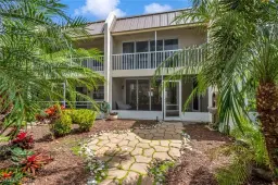 Picture of 800 River Point Dr 536, Naples, FL 34102