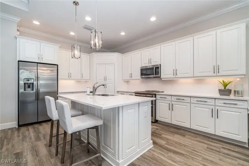 Picture of 9022 Isla Bella Cir, Bonita Springs FL 34135