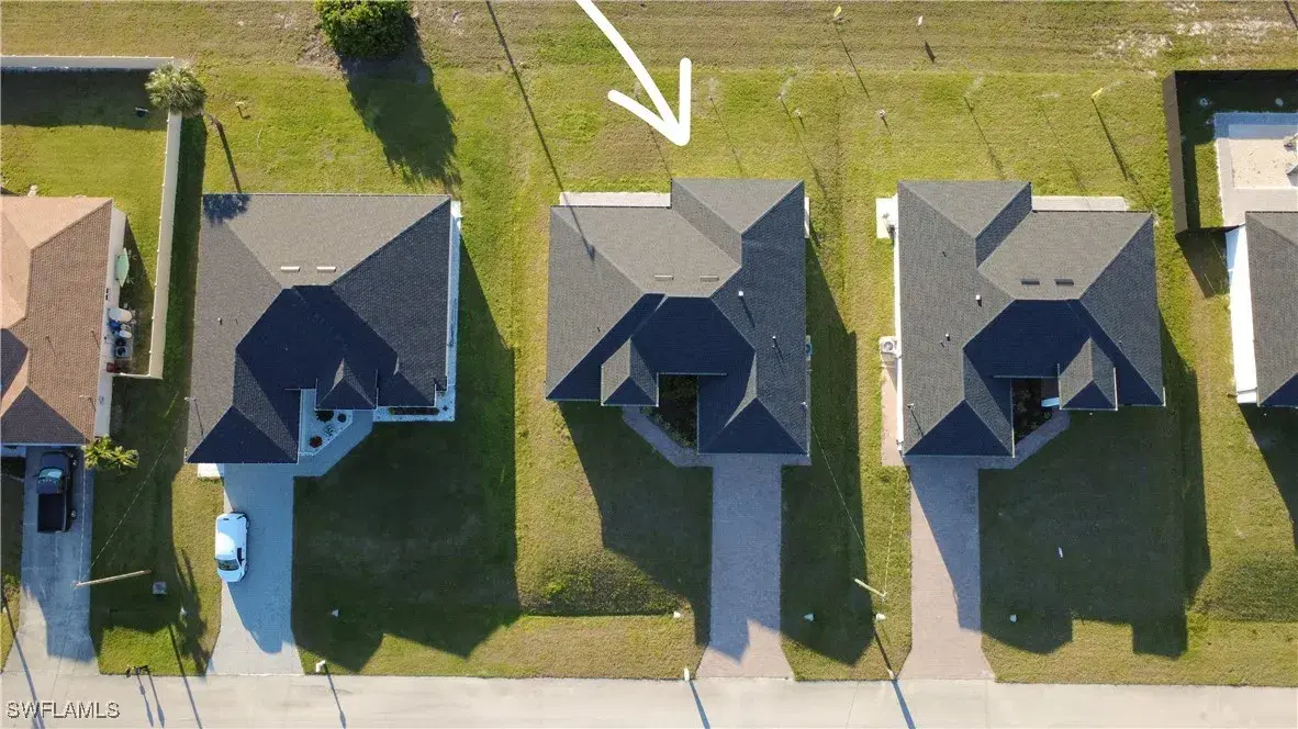 Picture of 1112 NW 31St Pl, Cape Coral, FL 33993