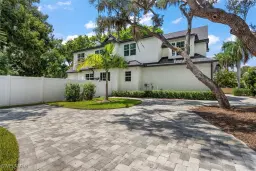 Picture of 2174 Mcclellan Pkwy, Sarasota, FL 34239