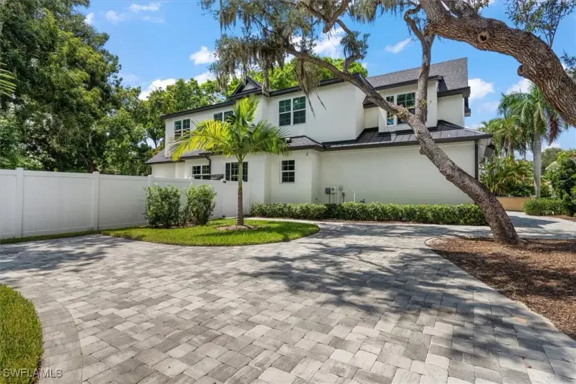 Picture of 2174 Mcclellan Pkwy, Sarasota FL 34239