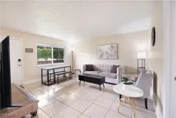 Picture of 3325 Airport Rd N U4, Naples, FL 34105