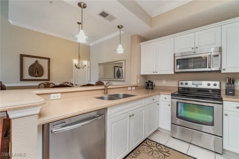 Picture of 9025 Colby Dr 2121, Fort Myers FL 33919