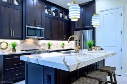 Picture of 6968 Saona Ct, Naples, FL 34113
