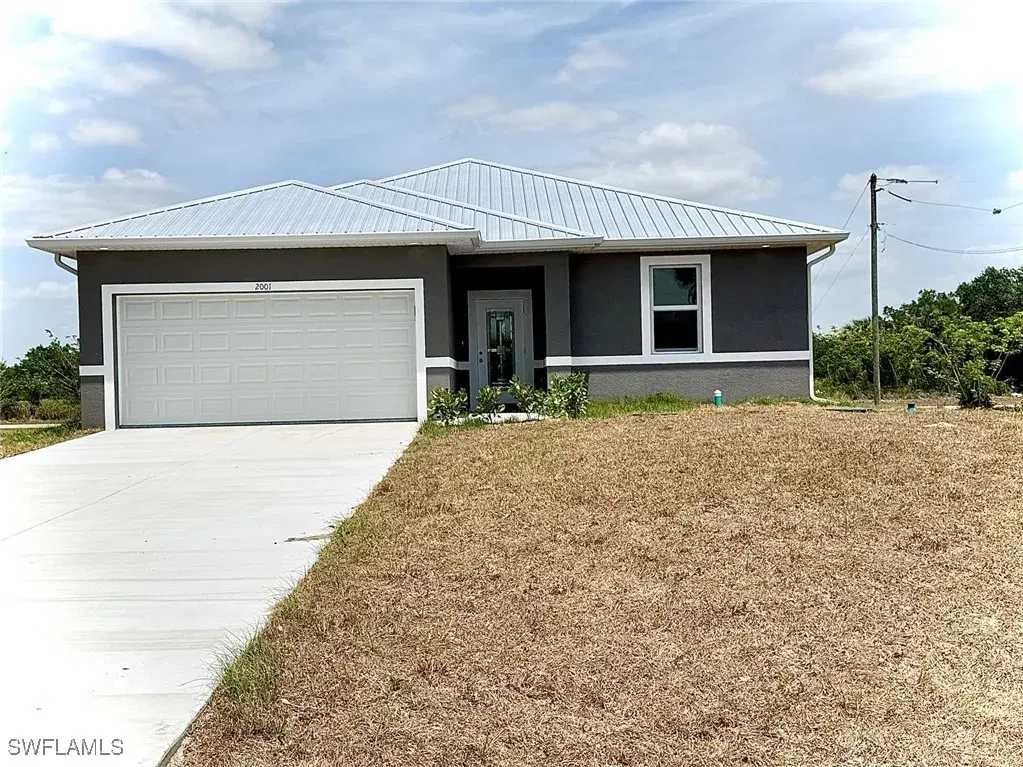 Picture of 2001 Jeronimo Rd, Labelle, FL 33935
