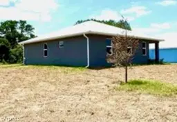 Picture of 2001 Jeronimo Rd, Labelle, FL 33935