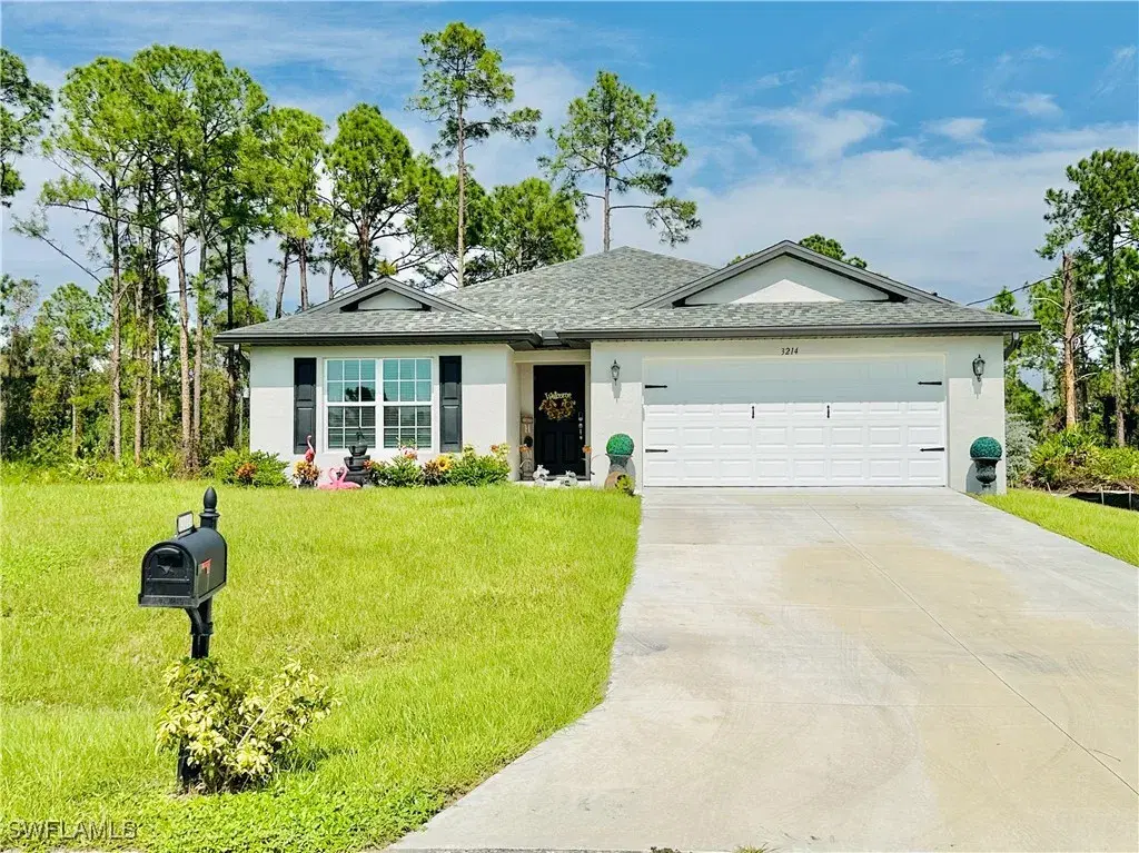 Picture of 3214 68Th St W, Lehigh Acres, FL 33971