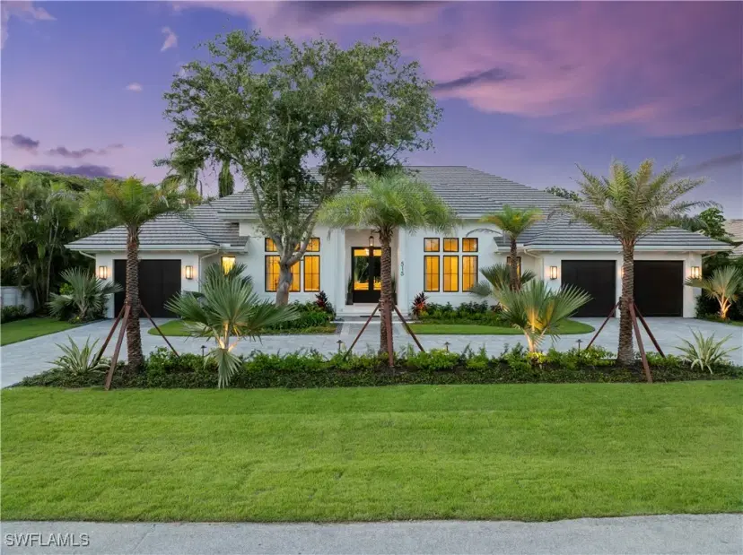 Picture of 515 Murex Dr, Naples FL 34102