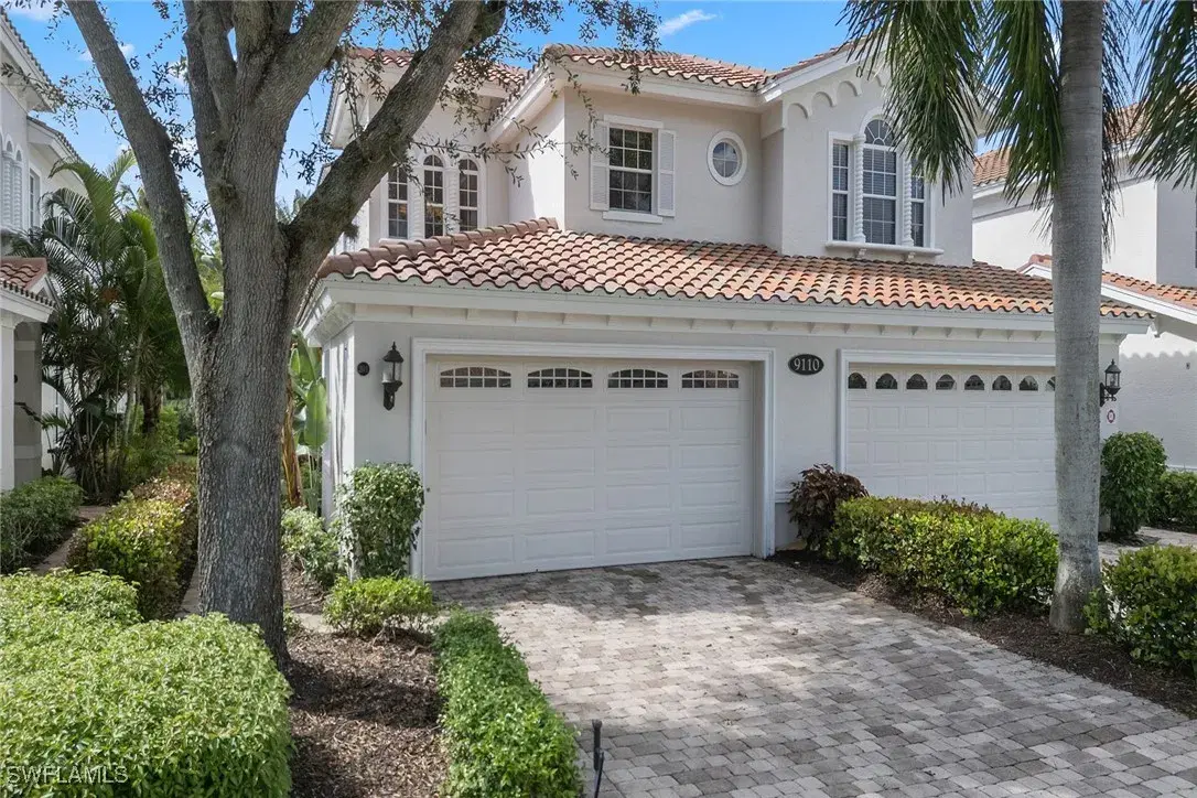 Picture of 9110 Cascada Way 201, Naples, FL 34114