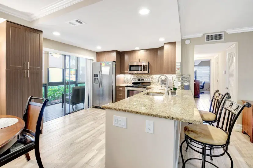 Picture of 446 Piedmont J 446, Delray Beach FL 33484