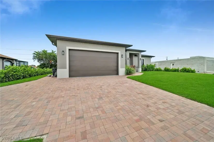 Picture of 2000 Tropicana Pkwy W, Cape Coral FL 33993