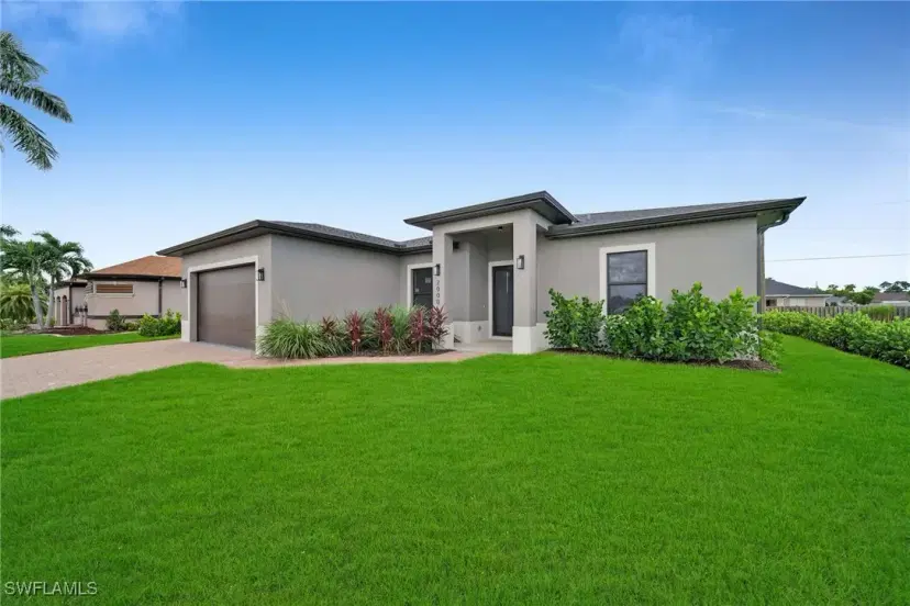 Picture of 2000 Tropicana Pkwy W, Cape Coral FL 33993