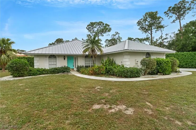 Picture of 2221 Royal Ln, Naples FL 34112