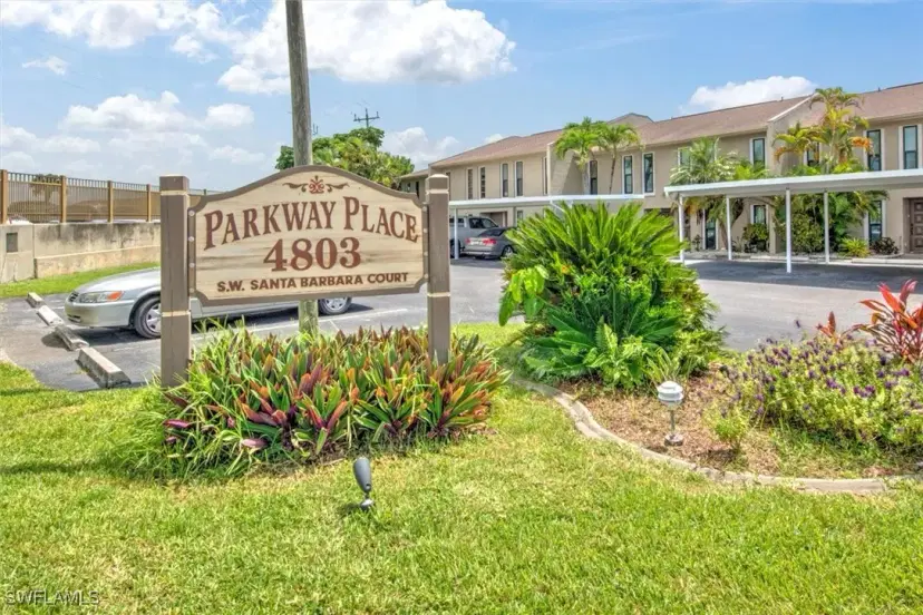 Picture of 4803 Sw Santa Barbara CT 2, Cape Coral FL 33914