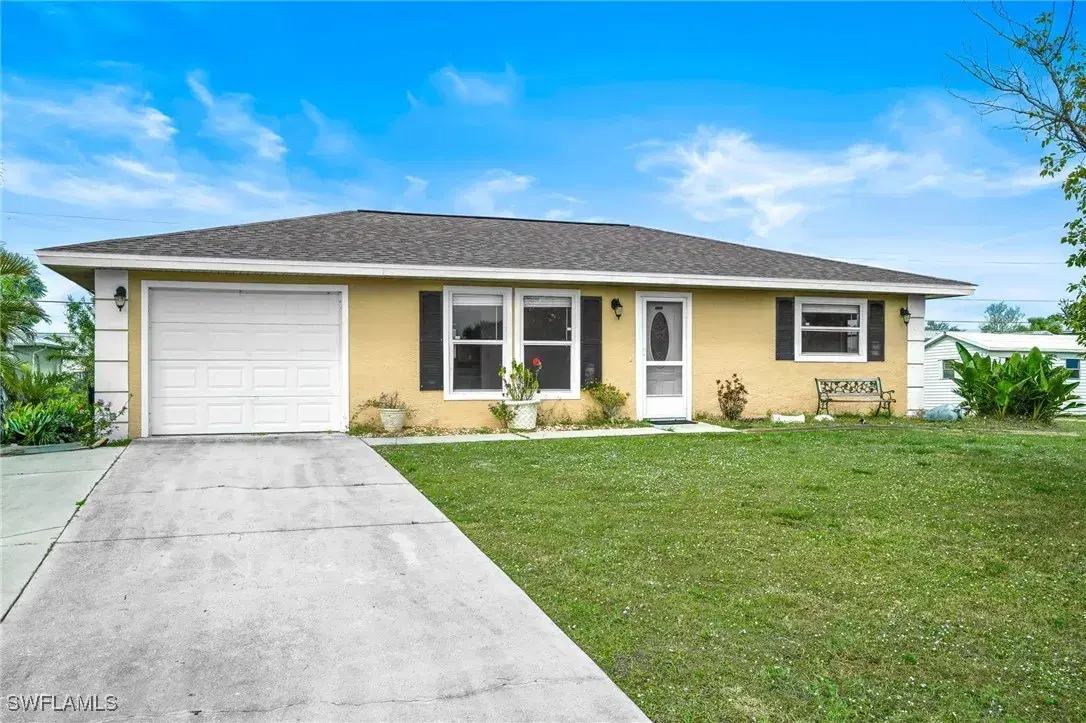 Picture of 3255 Lake View Blvd, Port Charlotte, FL 33948