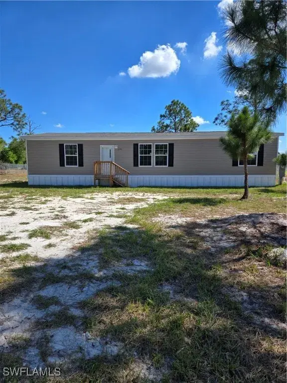 Picture of 235 N Kennel St, Clewiston FL 33440