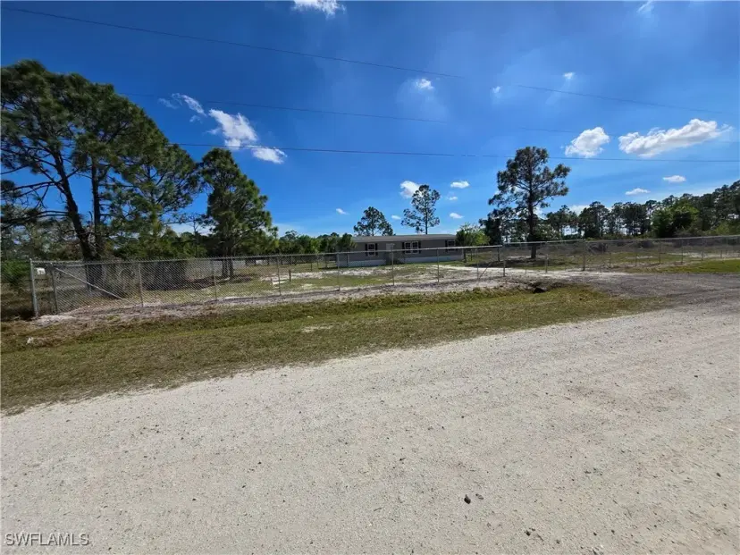 Picture of 235 N Kennel St, Clewiston FL 33440