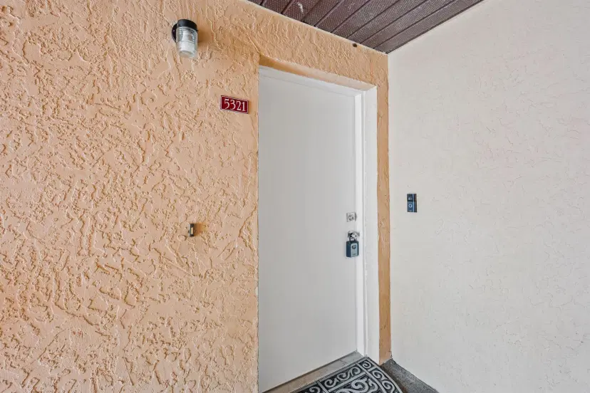 Picture of 5321 Pinewood Drive Ne 10, Palm Bay FL 32905