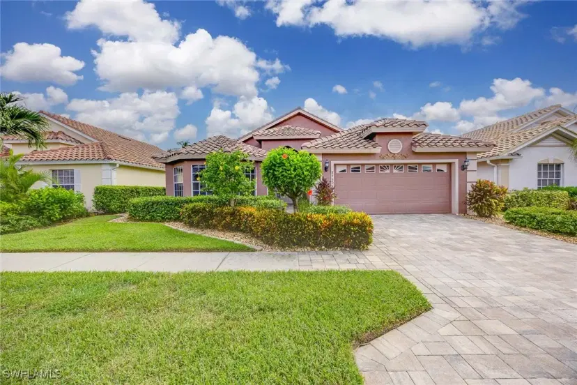 Picture of 8460 Indian Wells Way, Naples FL 34113