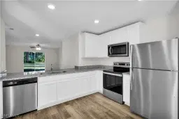 Picture of 249 Blackstone Dr, Fort Myers, FL 33913