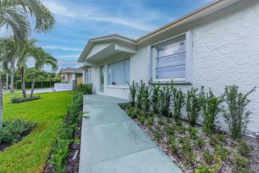 Picture of 1717 16Th Court N, Lake Worth Beach FL 33460