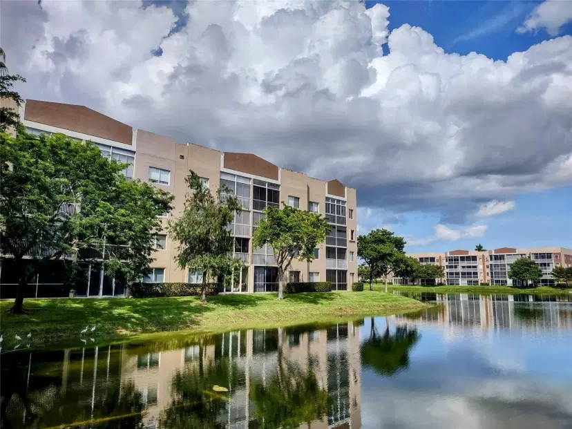 Picture of 7544 Trent Dr 210, Tamarac FL 33321