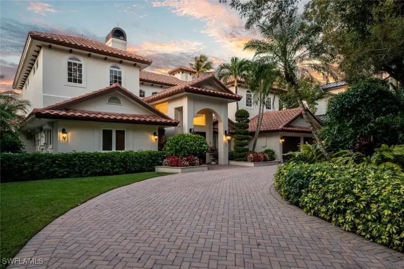 Picture of 453 18Th Ave S, Naples FL 34102