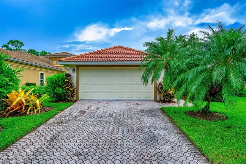 Picture of 8515 Chase Preserve Dr, Naples FL 34113