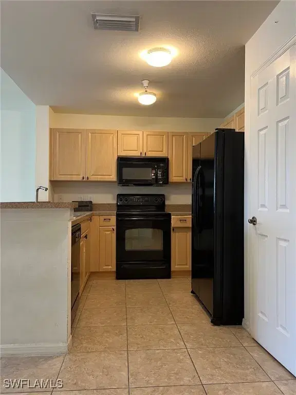 Picture of 4500 Botanical Place Cir 4, Naples FL 34112