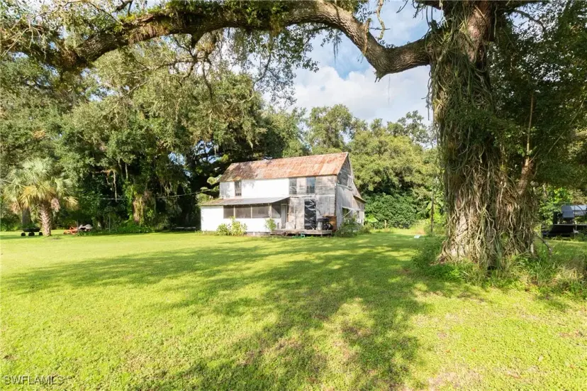 Picture of 2385 County Road 78, Labelle FL 33935