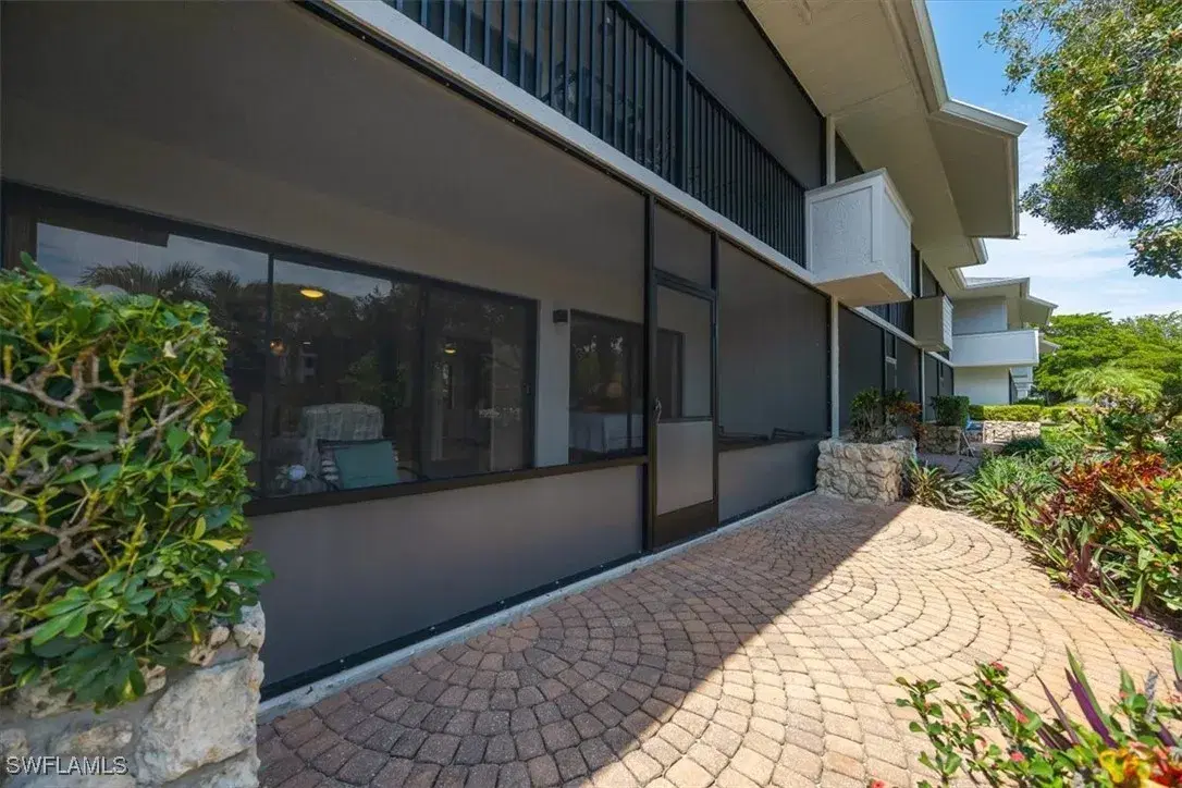 Picture of 600 Neapolitan Way 115, Naples, FL 34103