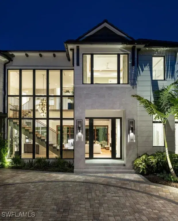 Picture of 3131 Gin Ln, Naples FL 34102
