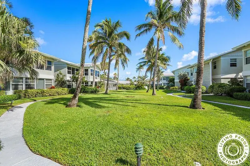 Picture of 320 S Ocean Boulevard L-C, Delray Beach FL 33483