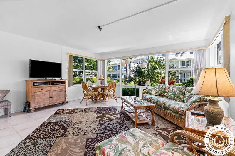 Picture of 320 S Ocean Boulevard L-C, Delray Beach FL 33483