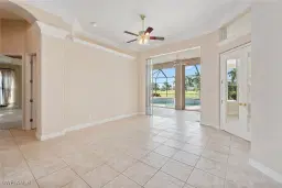 Picture of 530 Harbour Dr, Naples, FL 34103