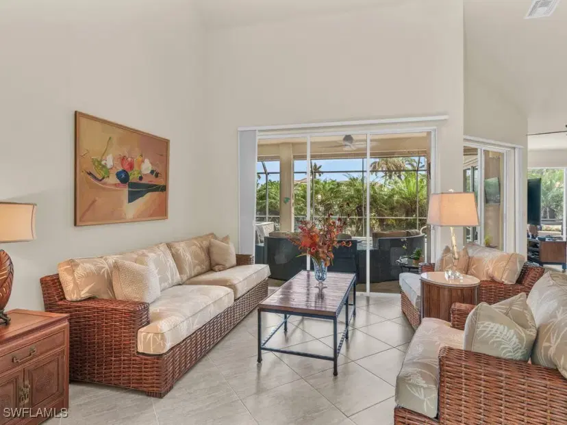 Picture of 680 Thrush Ct, Marco Island, FL 34145