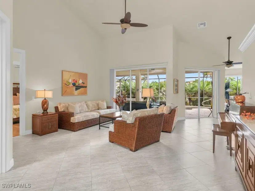 Picture of 680 Thrush Ct, Marco Island, FL 34145